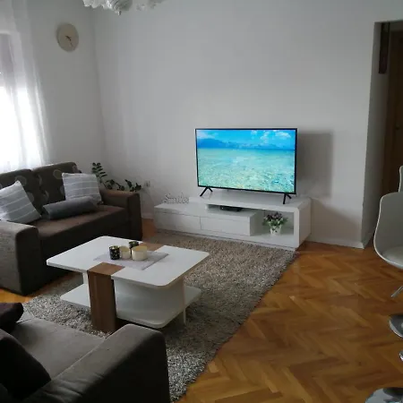 Adriana Apartman